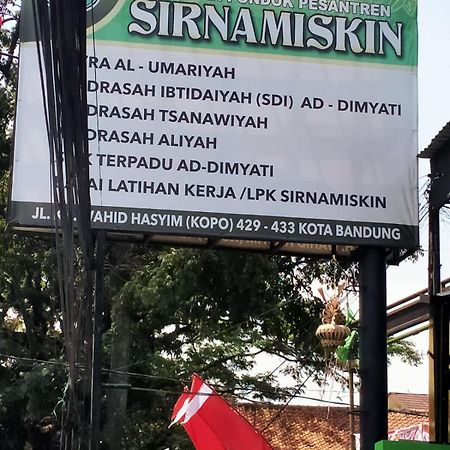 Gh Sirnamiskin Bandung Extérieur photo